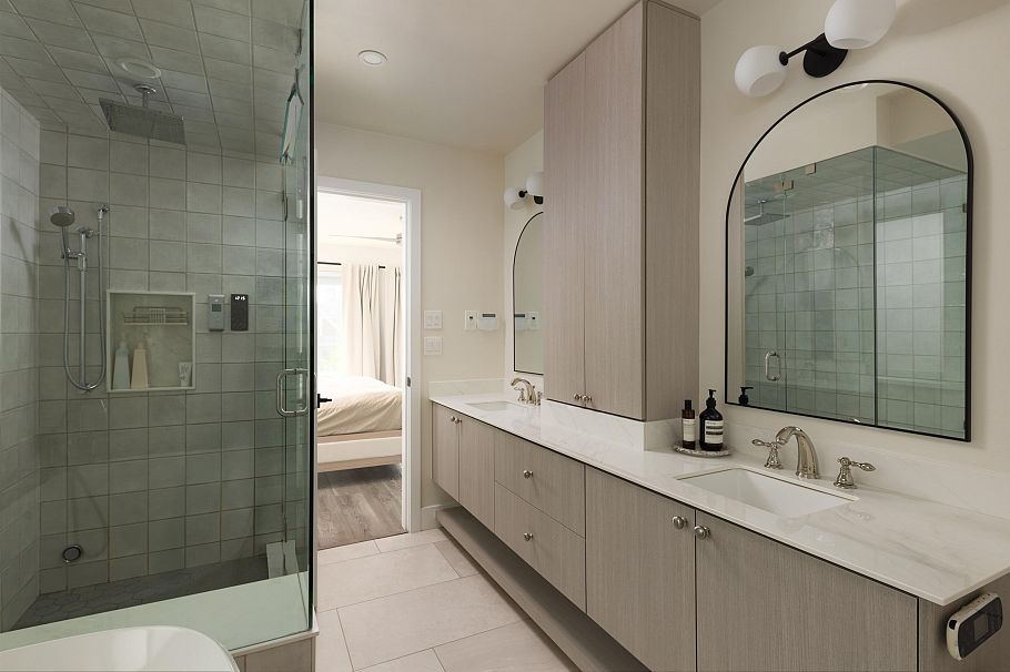 238 E 19th Street North Vancouver, BC - 13