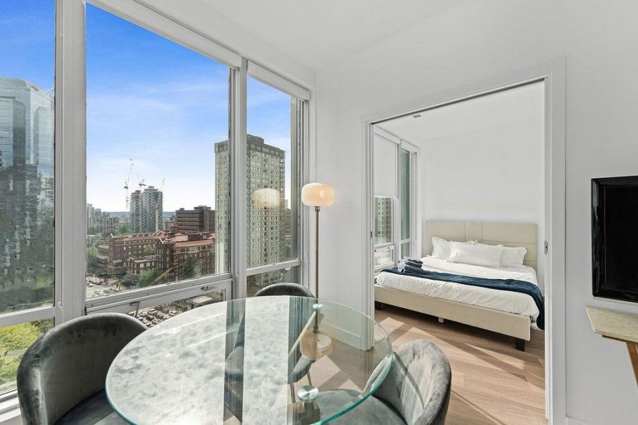 1204 989 Nelson Street Vancouver, BC - 13