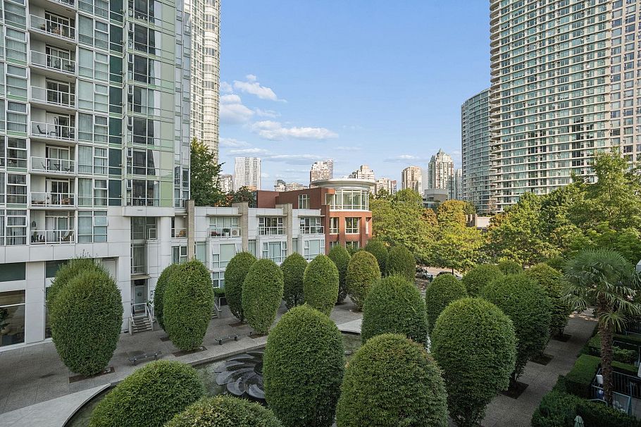 505 1067 Marinaside Crescent Vancouver, BC - 27