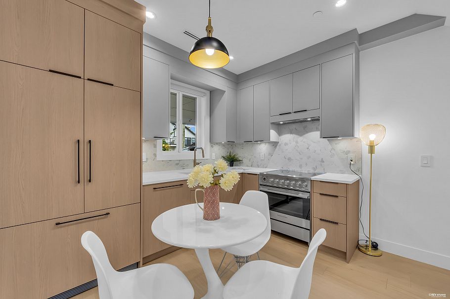 1 3438 Triumph Street Vancouver, BC - 7
