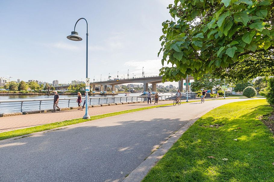 505 1067 Marinaside Crescent Vancouver, BC - 37
