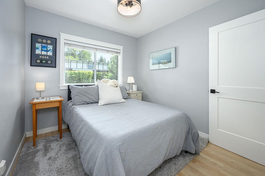 3248 Beverley Crescent North Vancouver, BC - 16