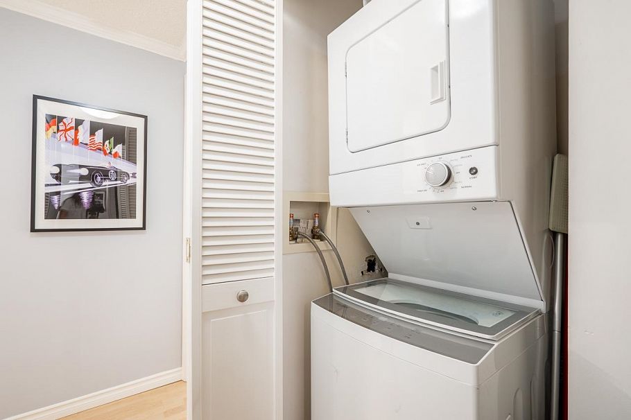 303 1510 W 1st Avenue Vancouver, BC - 20