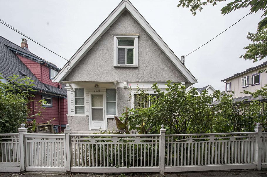 2039 Turner Street Vancouver, BC - 1