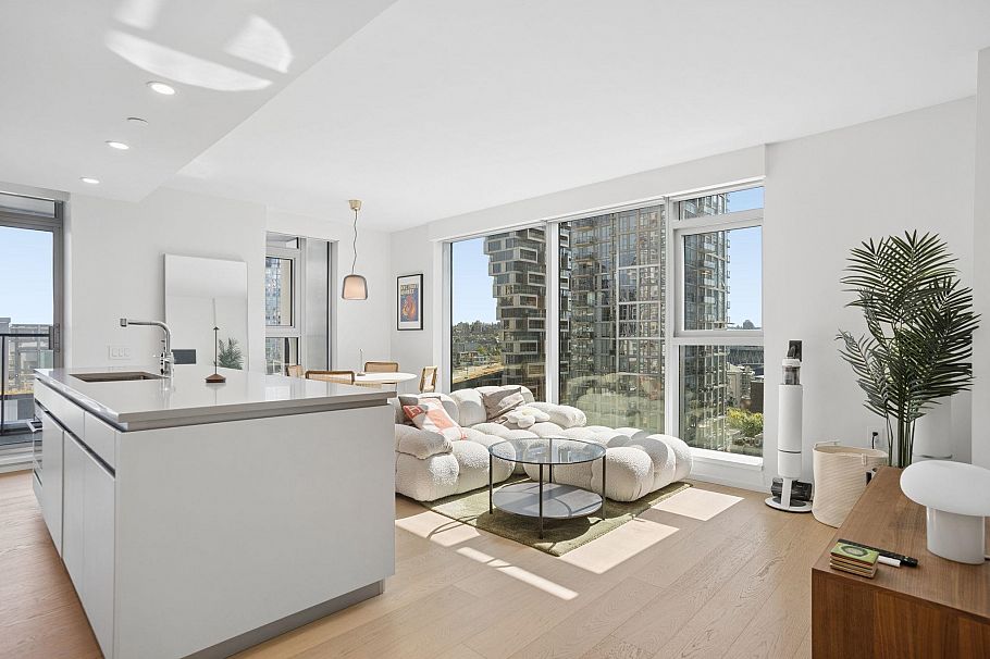 902 889 Pacific Street Vancouver, BC - 12