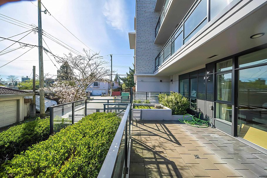 106 458 63rd Avenue Vancouver, BC - 25