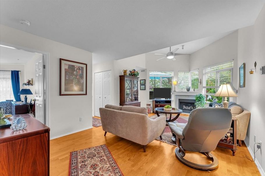 314 128 W 8th Street North Vancouver, BC - 3