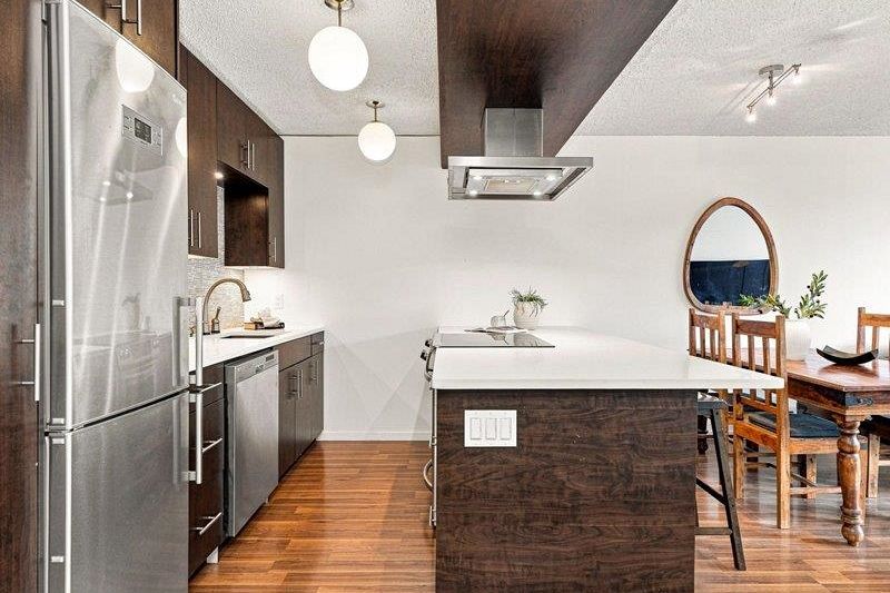 608 1330 Hornby Street Vancouver, BC - 9