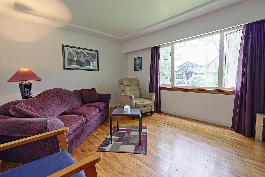 2546 Eton Street Vancouver, BC - 2