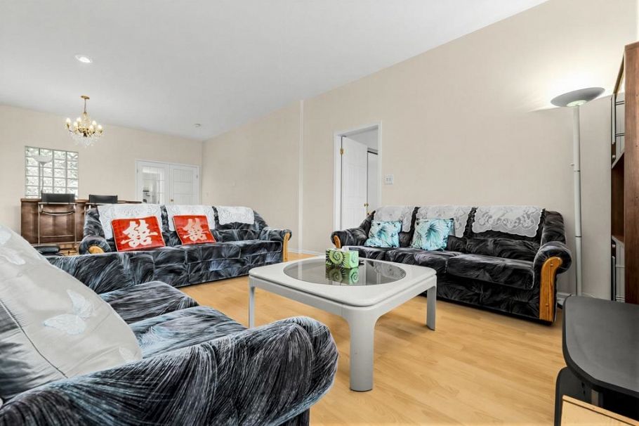 8080 Columbia Street Vancouver, BC - 20