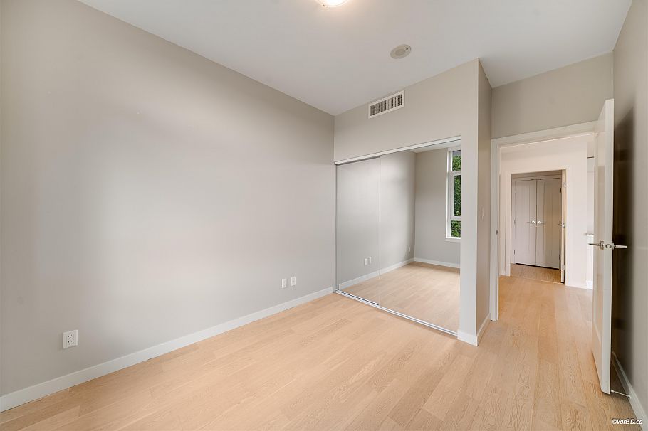 704 2565 Maple Street Vancouver, BC - 26