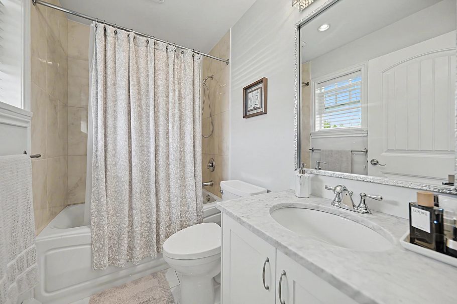 952 Grand Boulevard North Vancouver, BC - 25