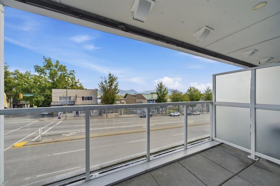 203 2508 Fraser Street Vancouver, BC - 17