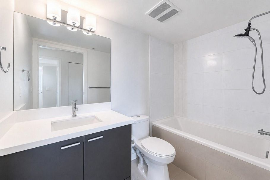519 2888 E 2nd Avenue Vancouver, BC - 10