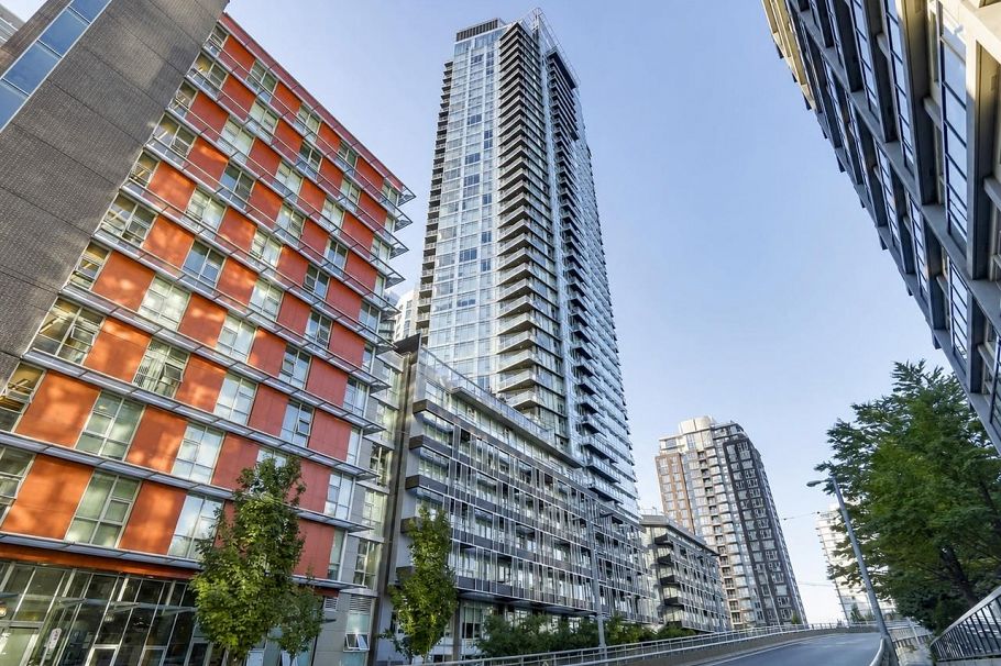 3508 1372 Seymour Street Vancouver, BC - 2