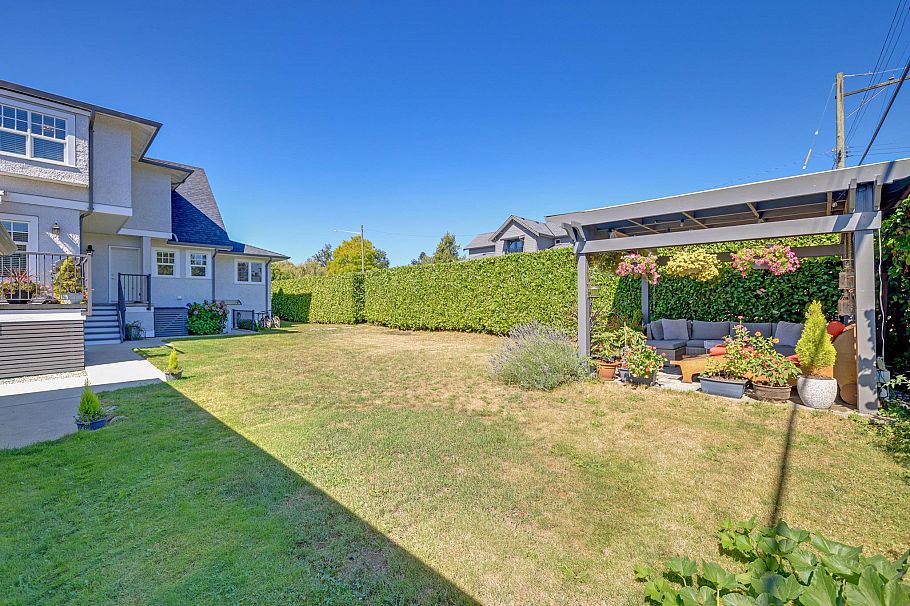 952 Grand Boulevard North Vancouver, BC - 36