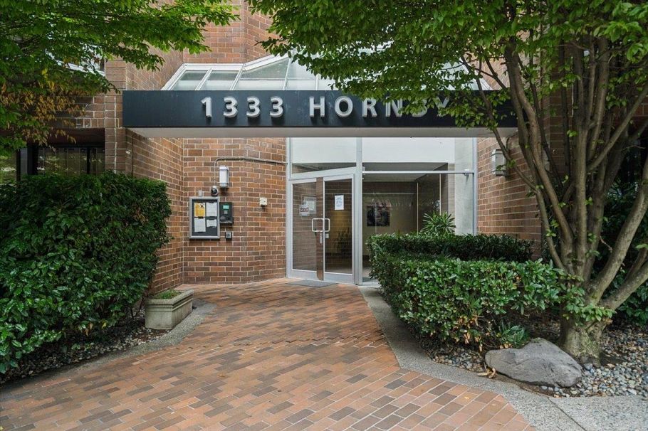 720 1333 Hornby Street Vancouver, BC - 2