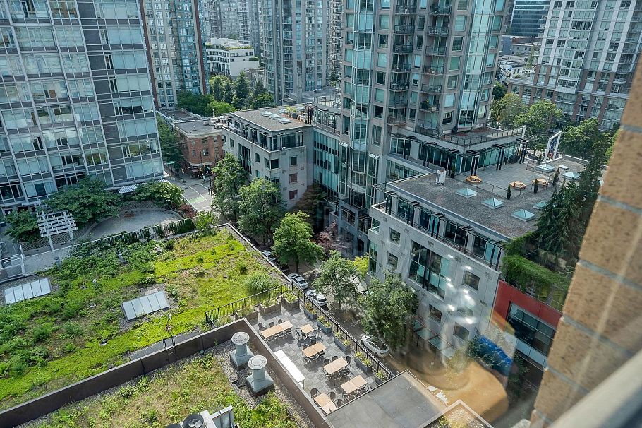1405 822 Homer Street Vancouver, BC - 11