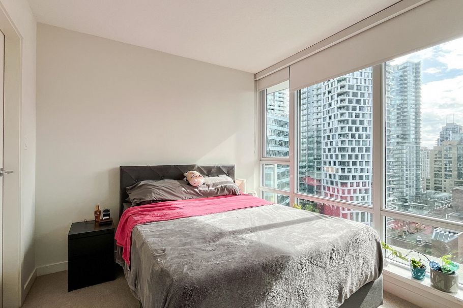 1706 1009 Harwood Street Vancouver, BC - 17