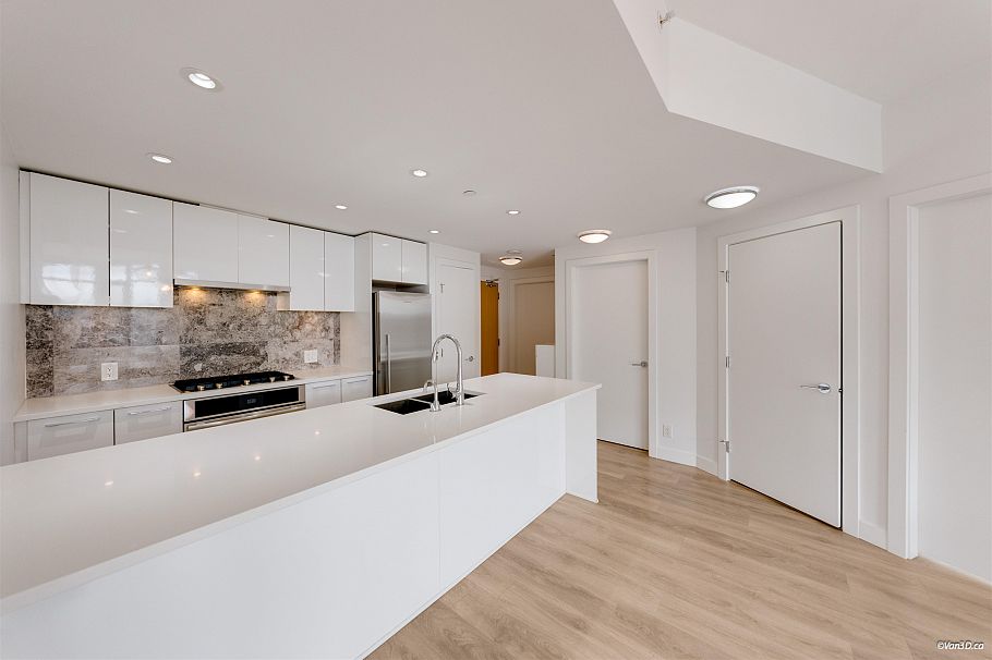 615 3557 Sawmill Crescent Vancouver, BC - 13