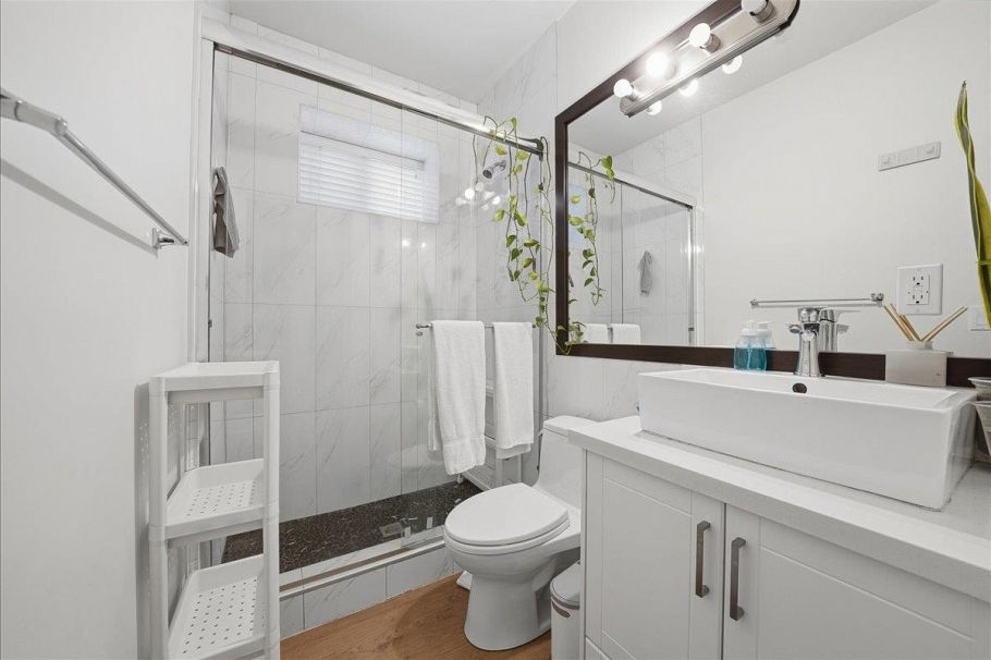 3123 E 7th Avenue Vancouver, BC - 34