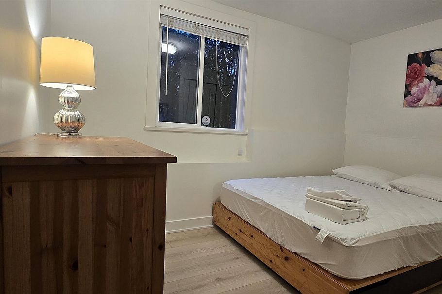 851 CALVERHALL ST STREET, North Vancouver BC V7L 1X8 North Vancouver, BC - 12