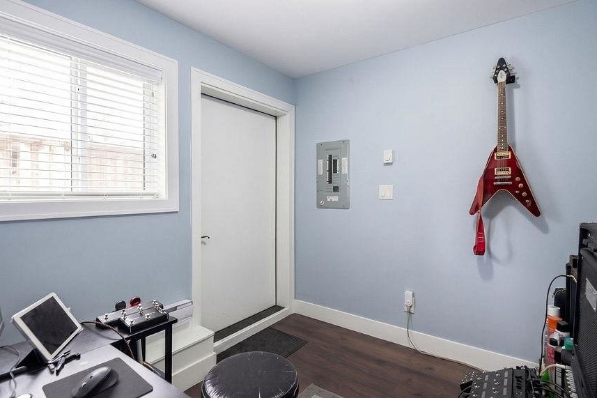 968 E 31st Avenue Vancouver, BC - 30