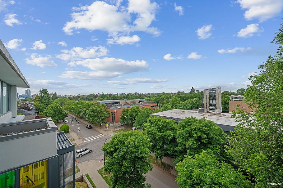 704 2565 Maple Street Vancouver, BC - 30