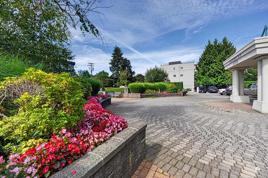 PH2A 2988 W Alder St Vancouver, BC - 21