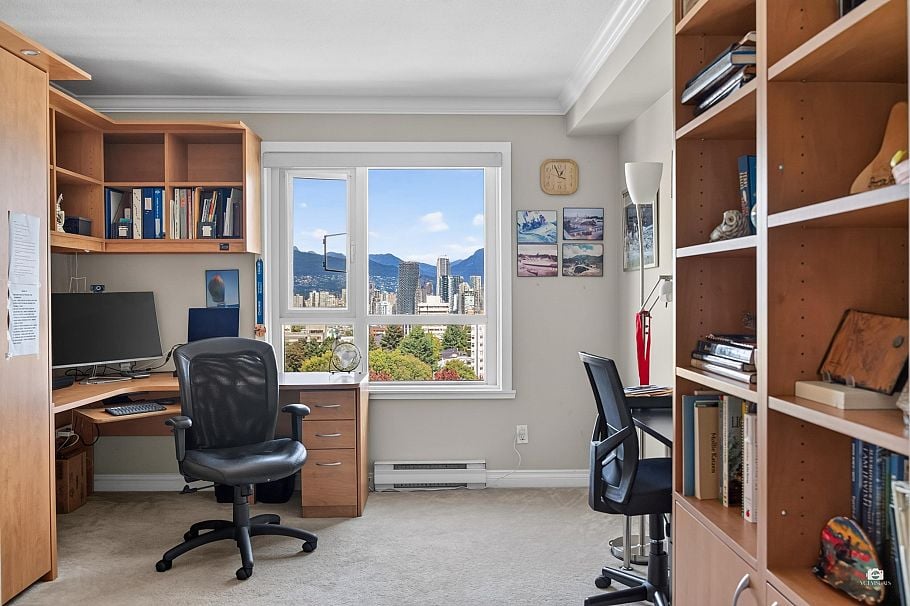 PH2A 2988 W Alder St Vancouver, BC - 3