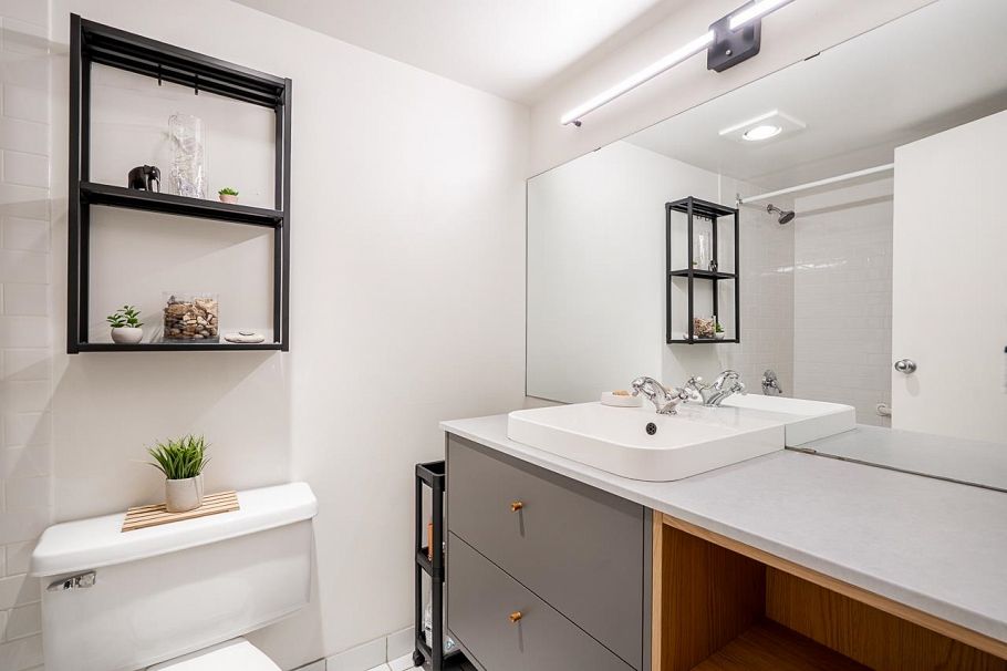 303 1510 W 1st Avenue Vancouver, BC - 19