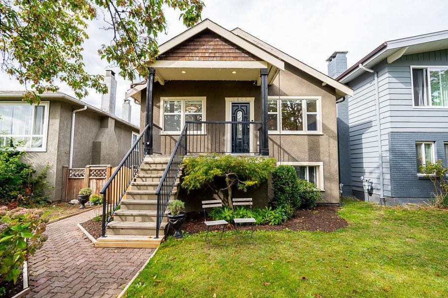 1617 E 36th Avenue Vancouver, BC - 1