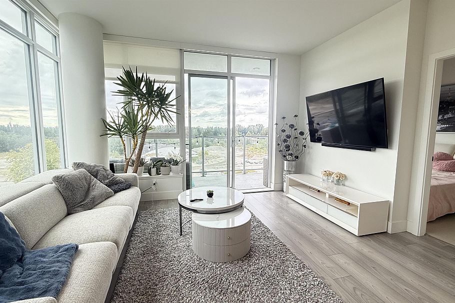 901 8570 Rivergrass Drive Vancouver, BC - 5