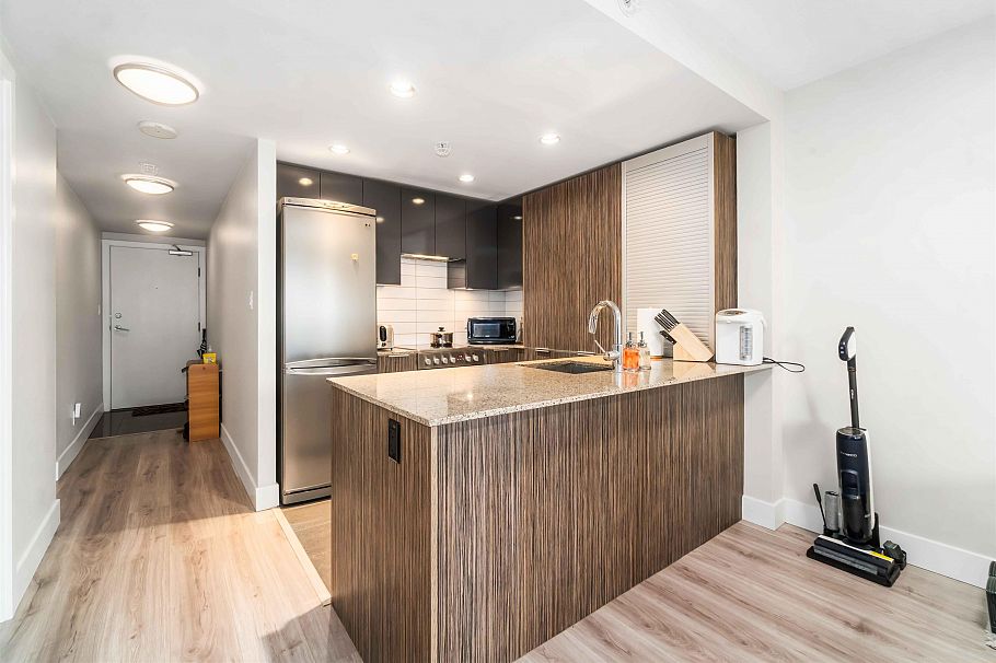813 1088 Richards Street Vancouver, BC - 12