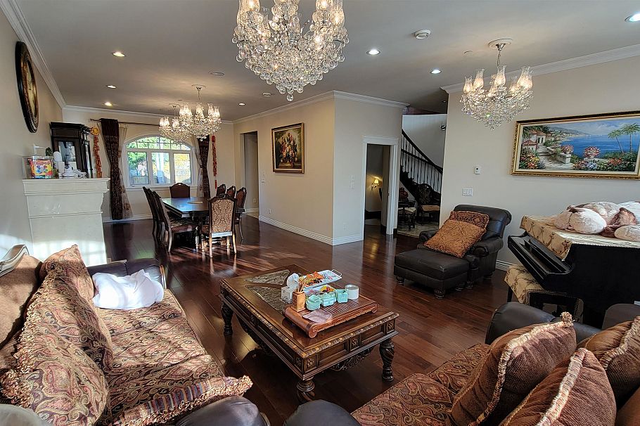 729 W 47th Avenue Vancouver, BC - 9