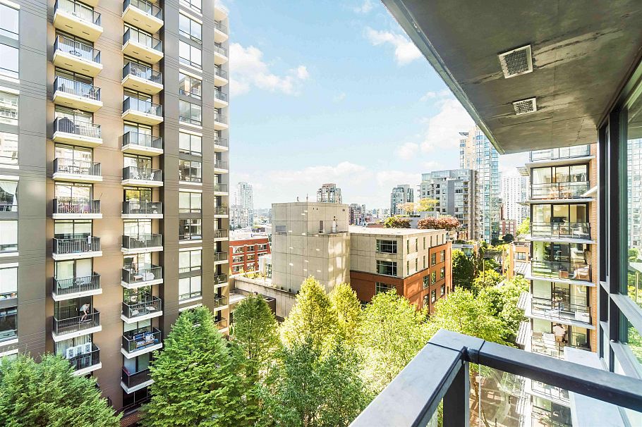 813 1088 Richards Street Vancouver, BC - 24