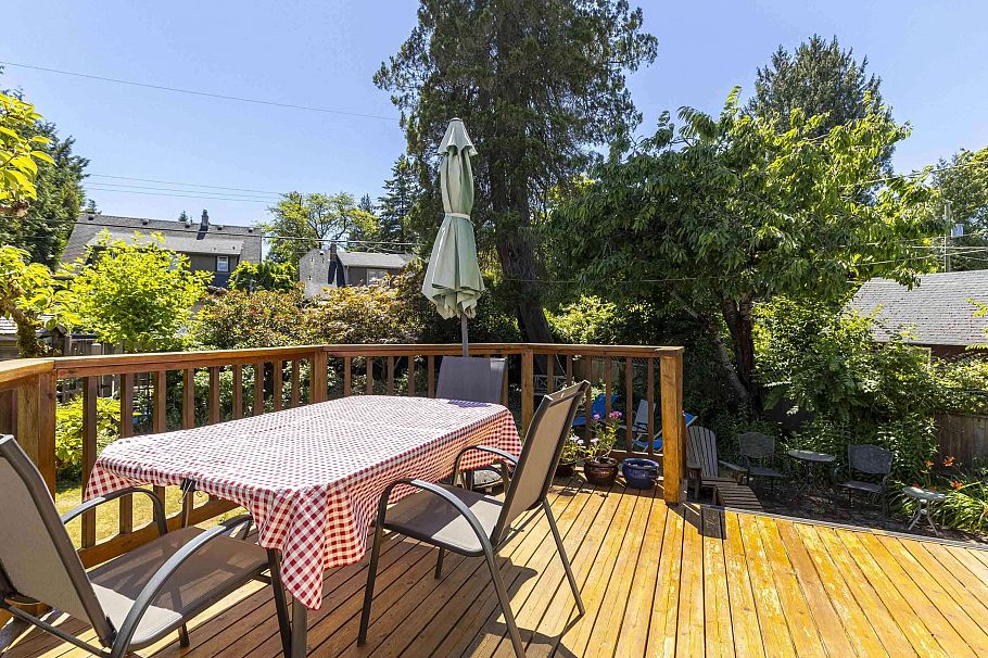 4234 W 9th Avenue Vancouver, BC - 29