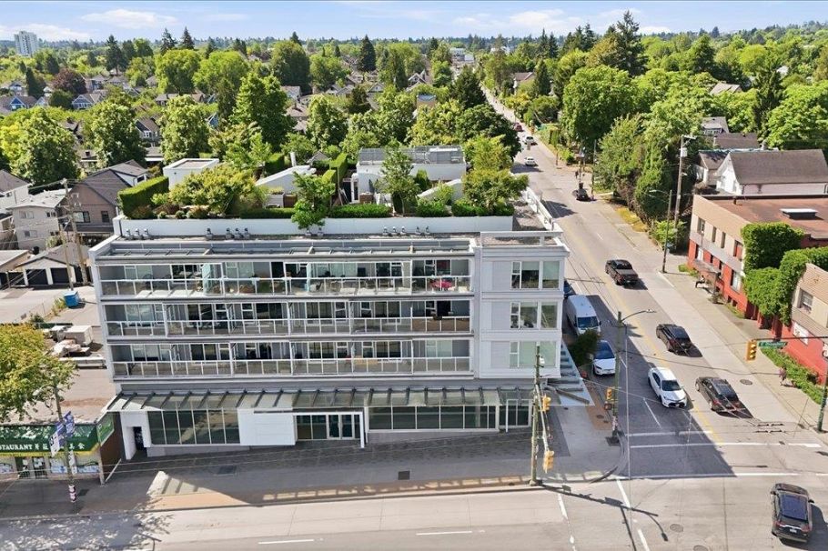 203 2508 Fraser Street Vancouver, BC - 21