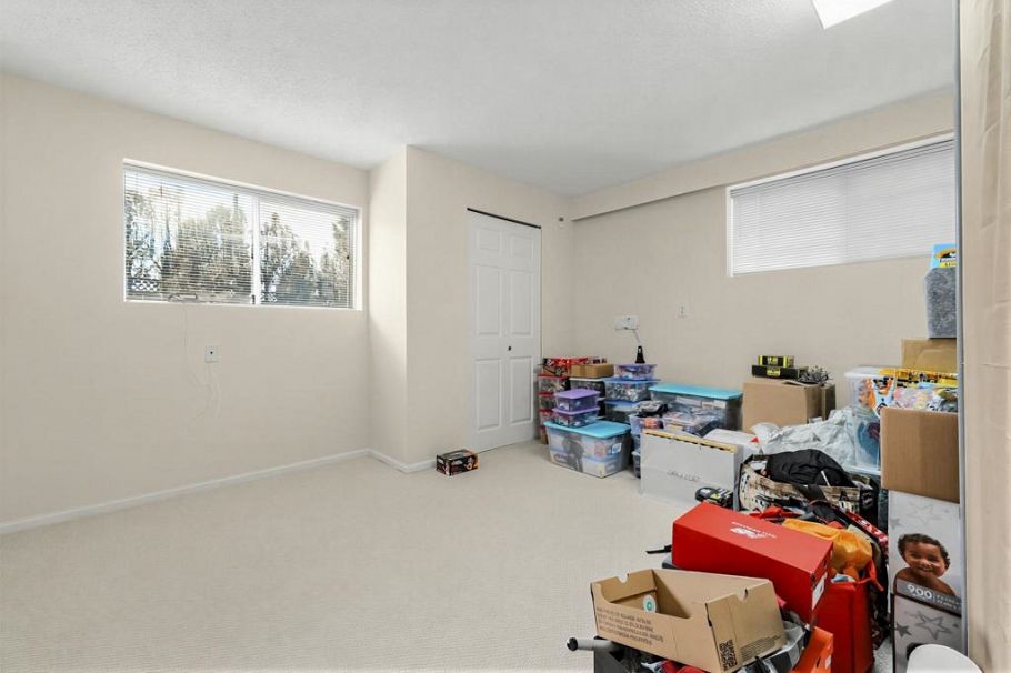 8080 Columbia Street Vancouver, BC - 40