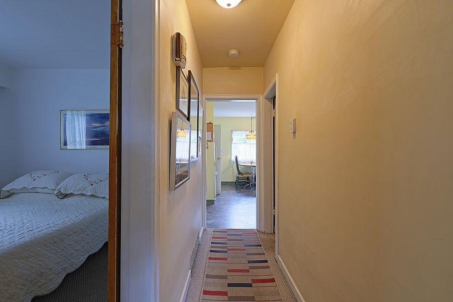 2546 Eton Street Vancouver, BC - 11