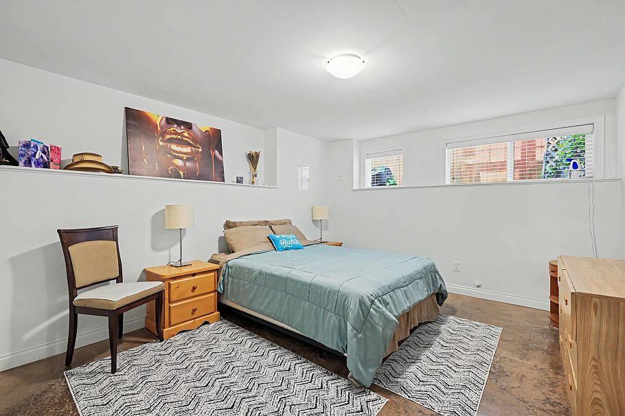 952 Grand Boulevard North Vancouver, BC - 32