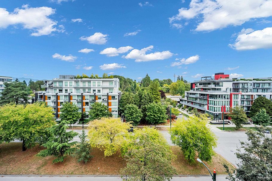 604 5077 Cambie Street Vancouver, BC - 2