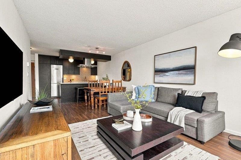 608 1330 Hornby Street Vancouver, BC - 1
