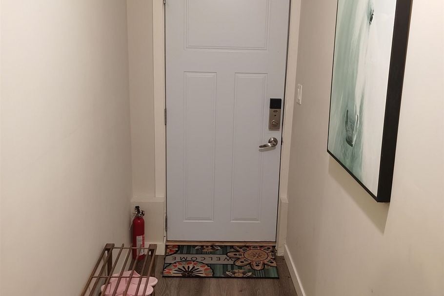 2179 E 29th Avenue Vancouver, BC - 3