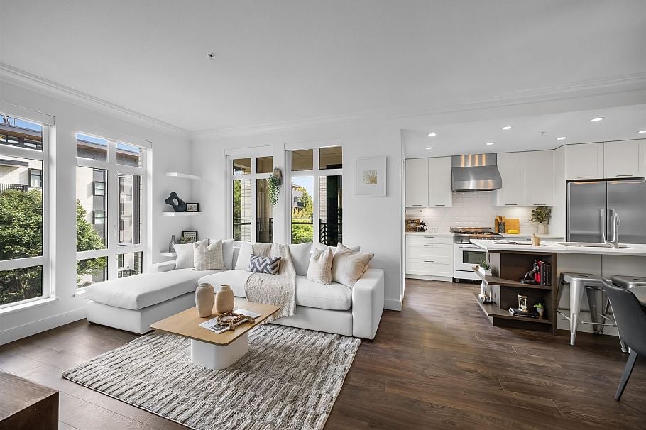305 168 E 35th Avenue Vancouver, BC - 1