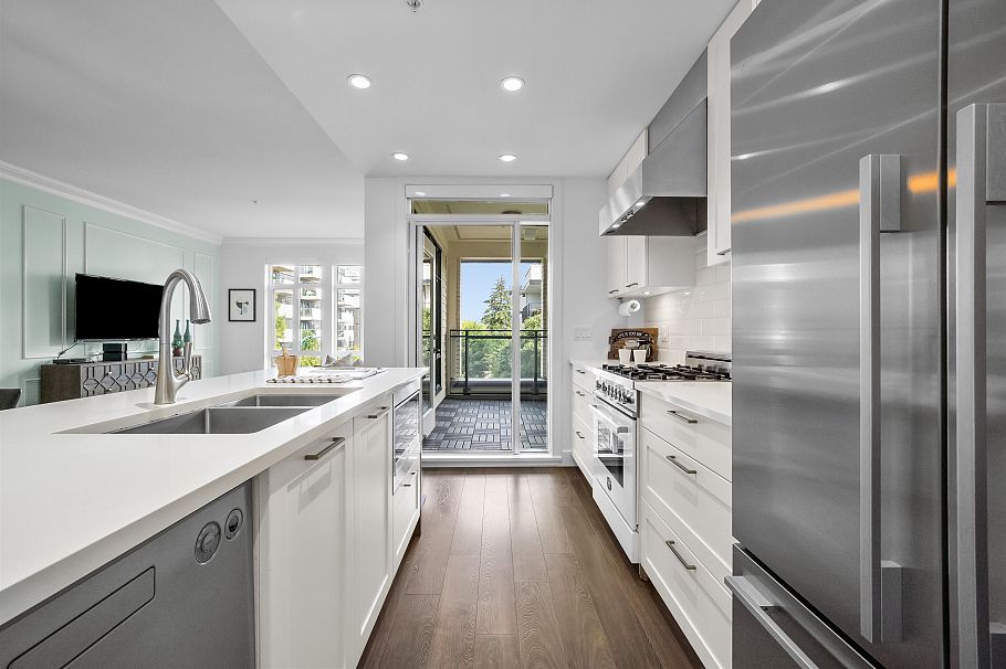 305 168 E 35th Avenue Vancouver, BC - 10