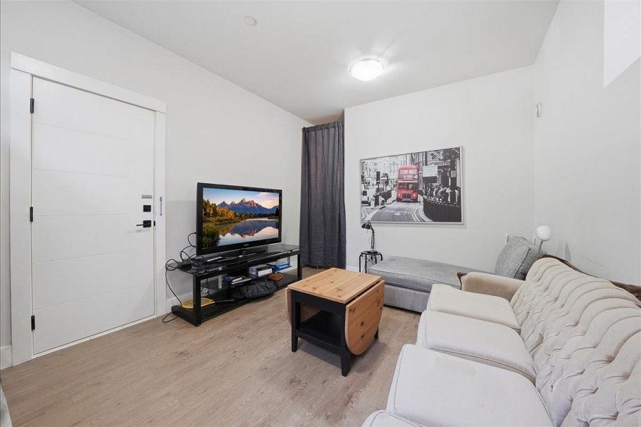 3123 E 7th Avenue Vancouver, BC - 37
