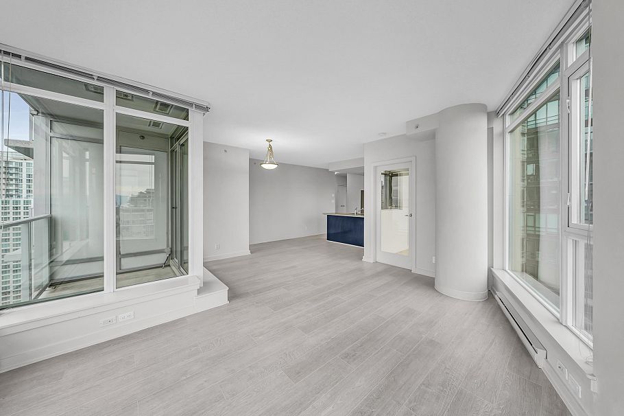 3201 1188 W Pender Street Vancouver, BC - 9
