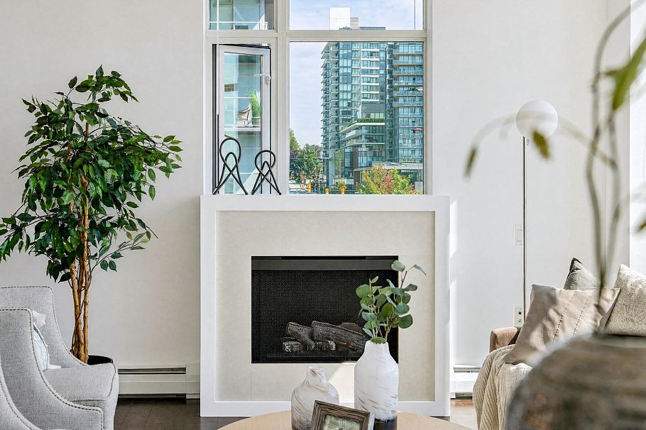 601 1320 Chesterfield Avenue North Vancouver, BC - 7
