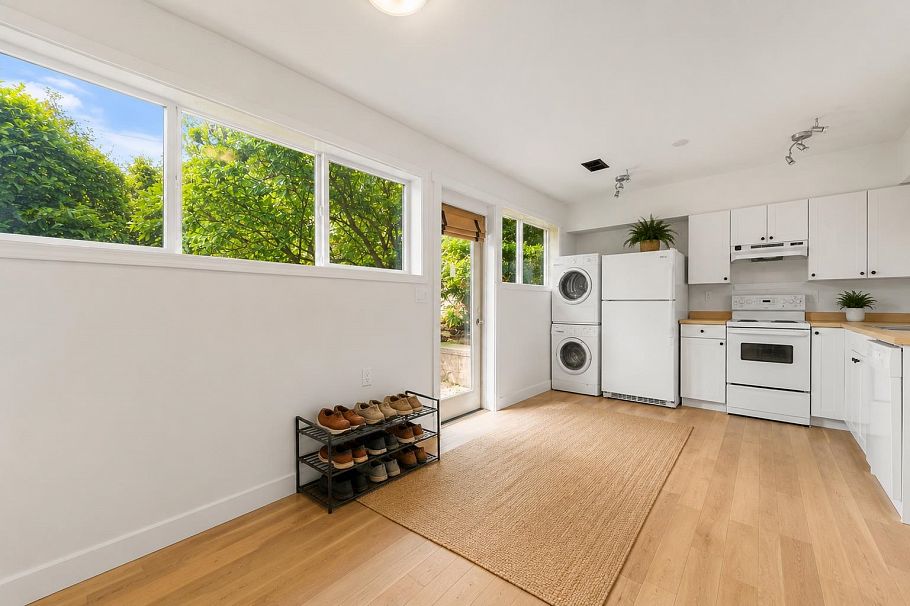 3920 Delbrook Avenue North Vancouver, BC - 23